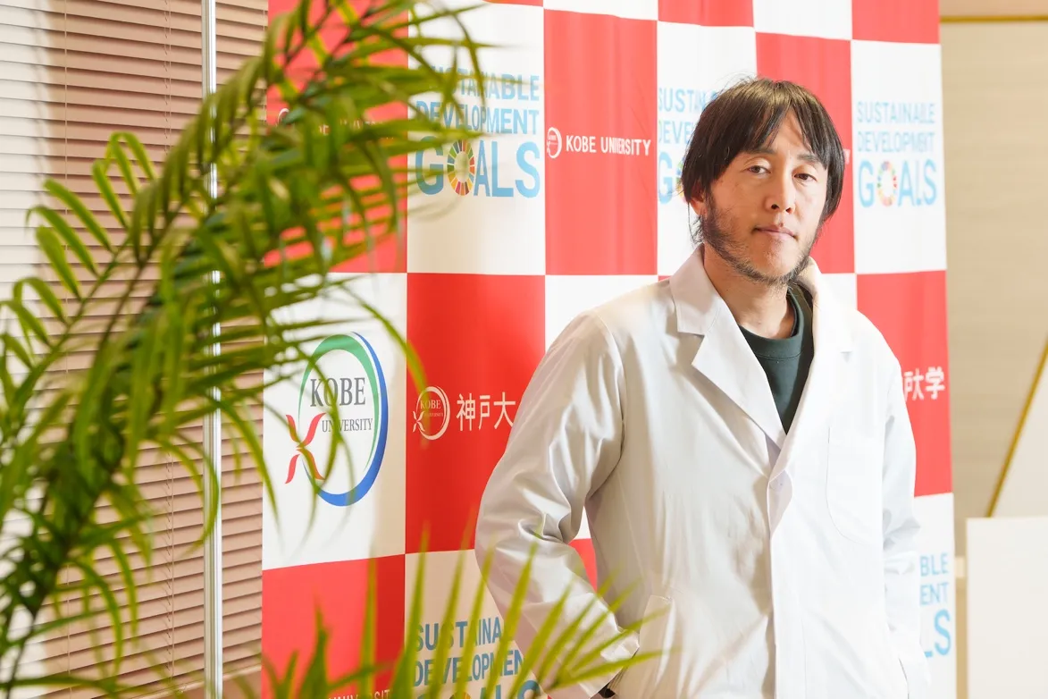 廃棄物に混入する電池の検知から、がん発見まで。数学を武器に「みえないものをみる」 神戸大・木村建次郎教授の透視技術