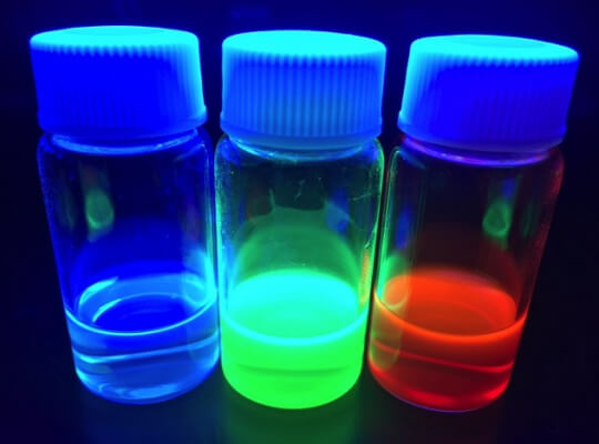 工業的生産方法がついに確立! 話題の"ペロブスカイト型量子ドット"のすごさを専門家に解説してもらいました | リケラボ