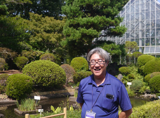 薬事監視員や医学・薬学・看護学生など様々な方々が集まる薬用植物園ってどんなところ? ~主任研究員を訪ねて~ | リケラボ
