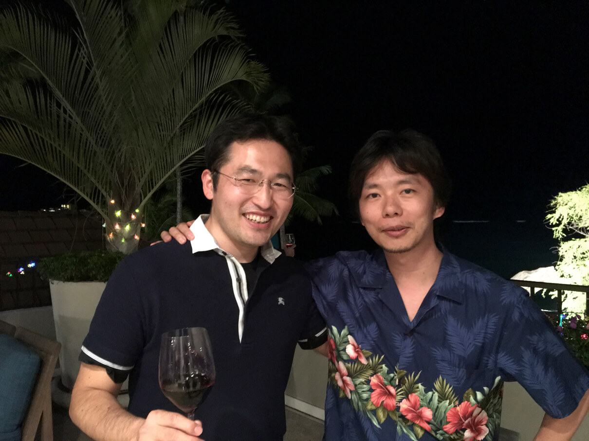 近視治療のカギは「光環境」!? 慶應大 鳥居先生・栗原先生に聞く、太陽光に含まれるバイオレットライトが近視進行を抑えるメカニズムとは | リケラボ