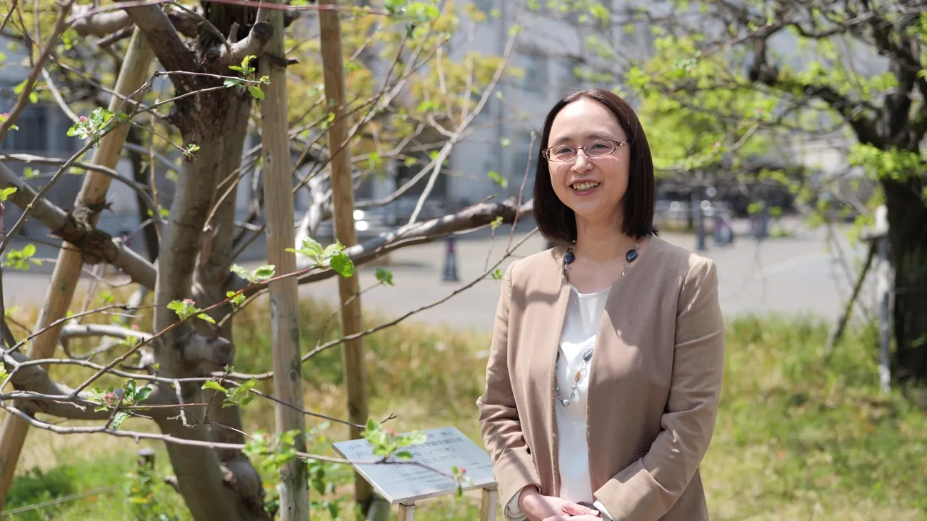 昆虫たちのコミュニケーションを、脳の神経レベルで解析する。聴覚研究を通じて、脳の仕組みに迫る上川内教授